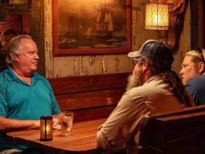 Curse of the Bermuda Triangle 1×6